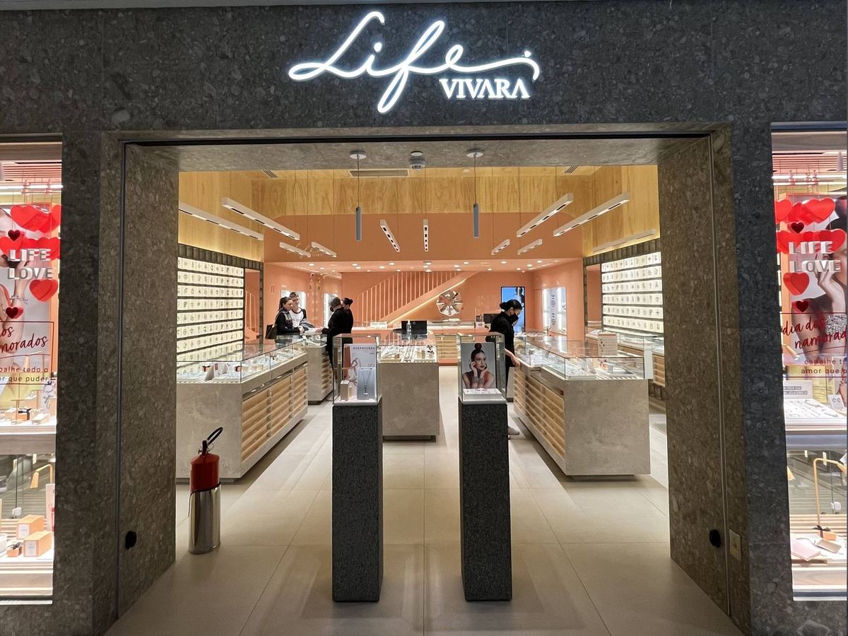 Loja Life by Vivara no Shopping Mueller, em Curitiba