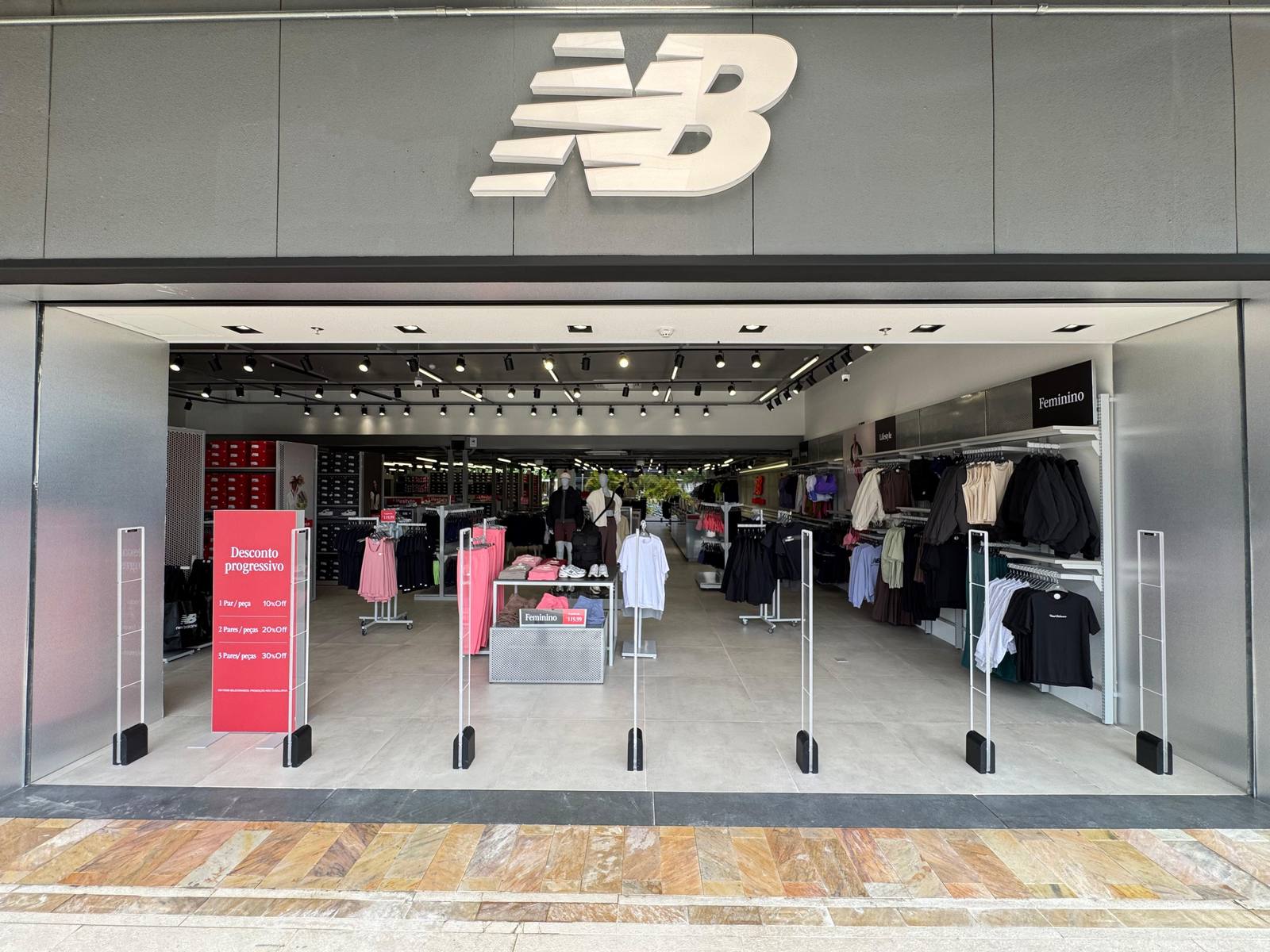 Loja New Balance no Outlet Premium São Paulo, em Itupeva, obra executada pela Engefy